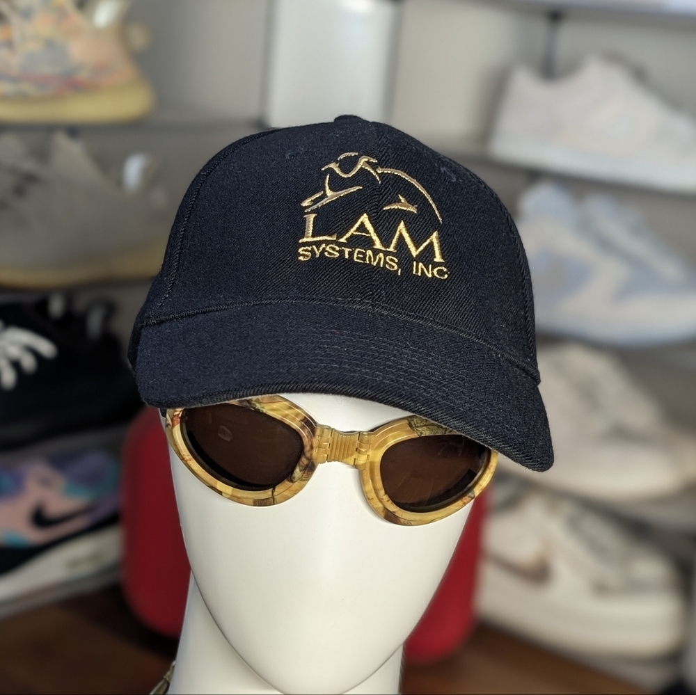 Lam Systems Vintage Fitted Hat (L)